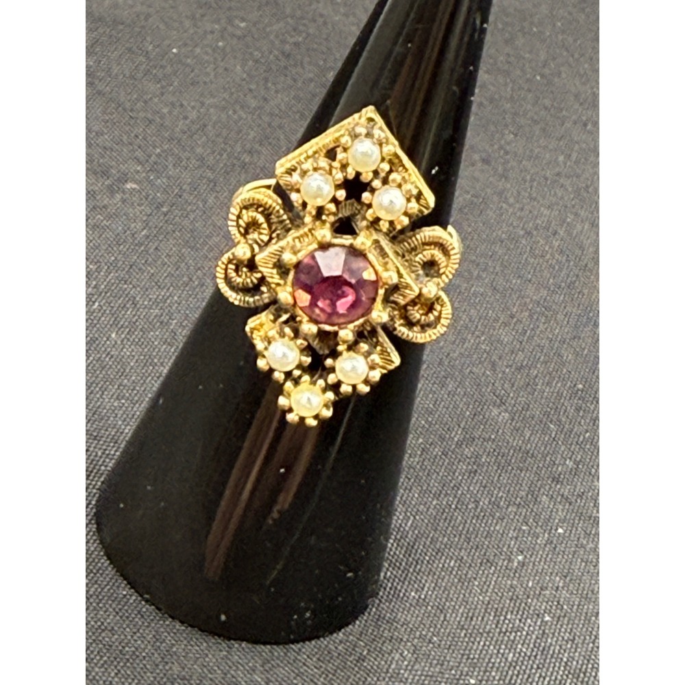 Sarah Coventry Vintage Gold Tone Purple Rhinestone Faux Pearl Adjustable Ring